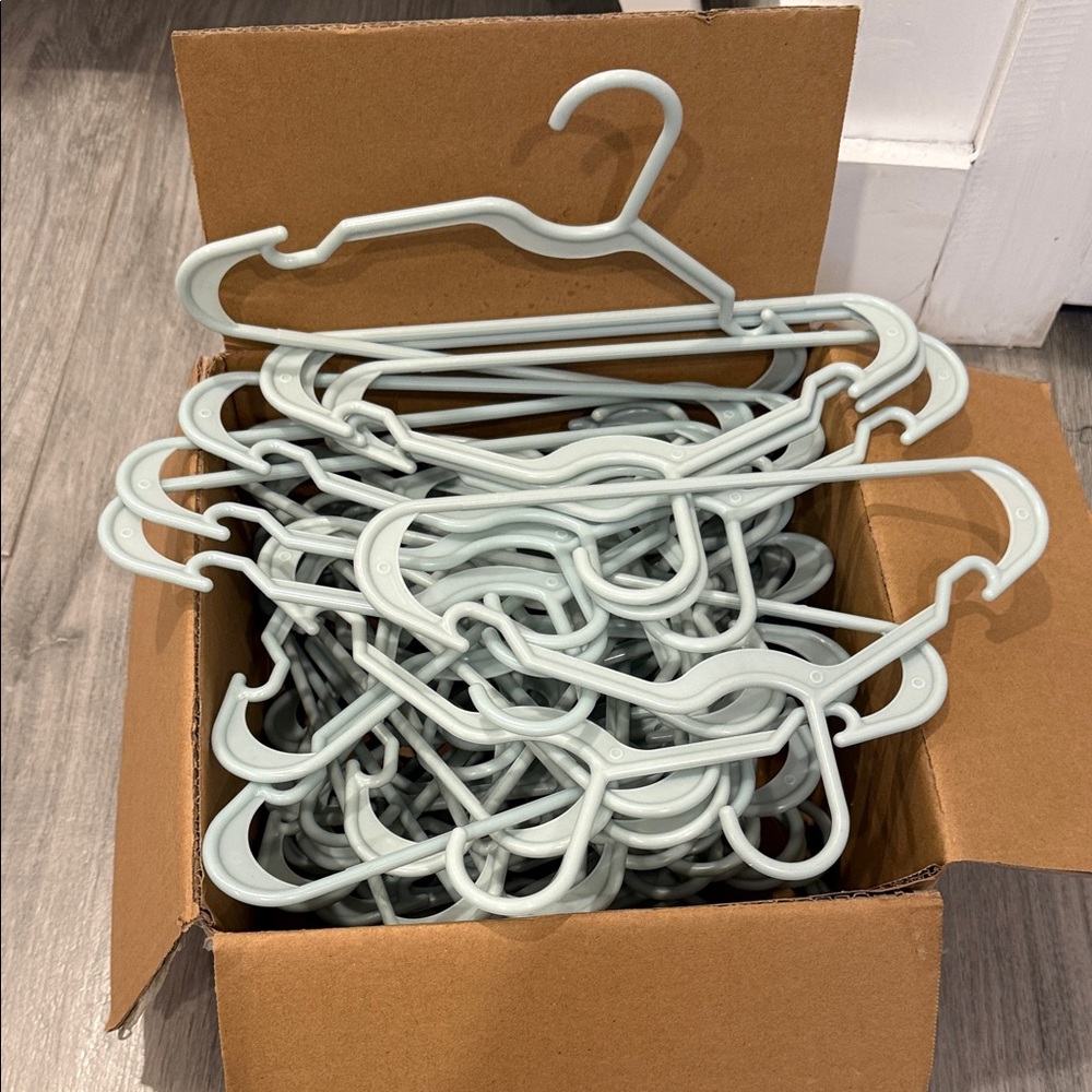 30 Mint Green Plastic Hangers baby/toddler